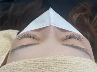 マツエク・マツパ 口コミ高評価✨ 安達ももかのマツエク・マツパデザイン