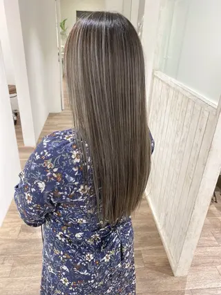 ロング カラー ハイライト⭐️上野 高広のヘアスタイル