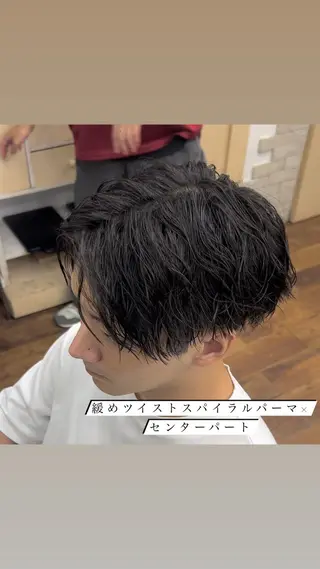 パーマ メンズ Rikito .のヘアスタイル