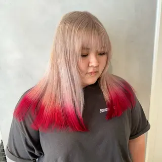 カラー デザインカラー/パー マ🦖外岡咲希🦖のヘアスタイル