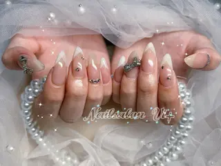 ネイル 𝒦𝐸𝐼𝒩𝒜 錦糸町ネイルのネイルデザイン