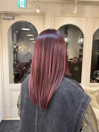 ロング カラー atelier NINO所属・よこもり あいのヘアスタイル