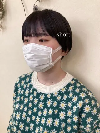 ショート カラー 初めてのショート お任せください✂️のヘアスタイル