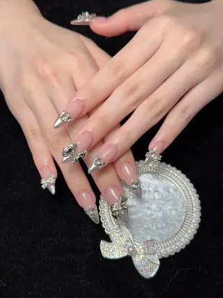ネイル ENsalon akiのネイルデザイン
