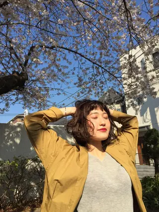 ミディアム カラー ITO YUKIのヘアスタイル