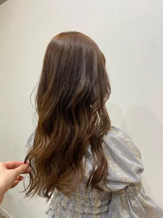 ロング Ashanti 磯崎のヘアスタイル