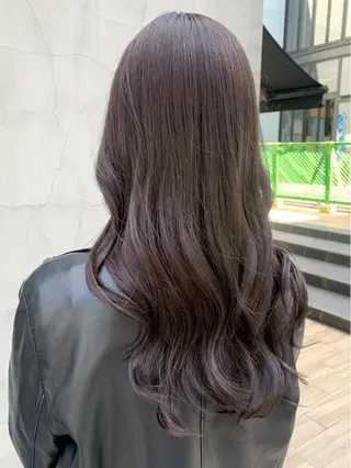 ロング カラー ヘアアレンジ yuka .のヘアスタイル