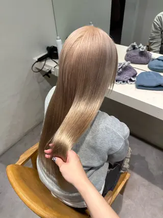 ロング カラー HANAME 原宿美容室のヘアスタイル