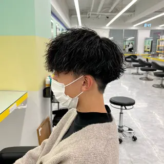ショート パーマ メンズ *モデル募集🤍横浜 透明感カラー🫧のヘアスタイル