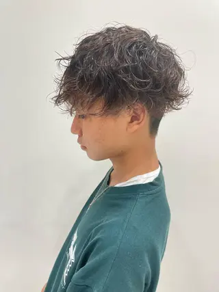カラー パーマ メンズ 韓国風ハッシュカット 似合わせレイヤー池袋のヘアスタイル