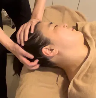 エクラヴィ 小顔・エイジングケアのエステ・リラクイメージ