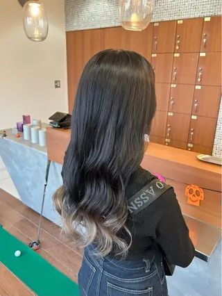 ロング カラー トップスタイリスト 林すずかのヘアスタイル