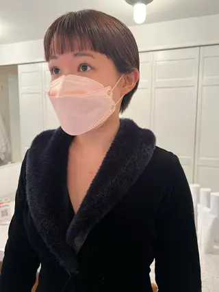 ショート ブリーチカラー🎀 韓国風/寺門美優のヘアスタイル