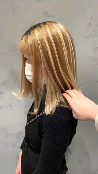 ロング カラー 苗村 梨愛のヘアスタイル