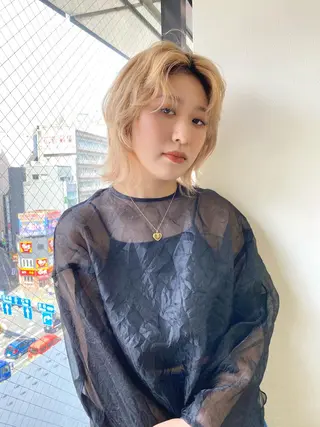 ミディアム カラー ワンカールで盛れる レイヤー🎀Macoのヘアスタイル