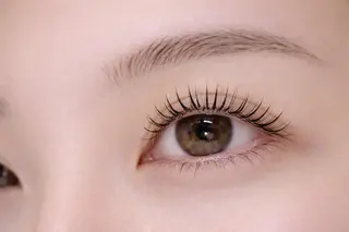 アイブロウ F manaの眉毛・アイブロウイメージ