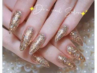 ショート 荒井 由佳のネイルデザイン