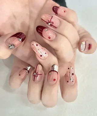 ネイル Demure Momo銀座店のネイルデザイン