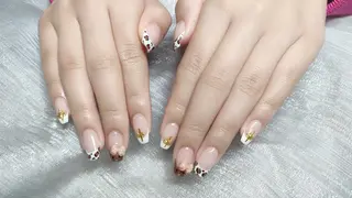 ネイル &ME ネイルサロンのネイルデザイン