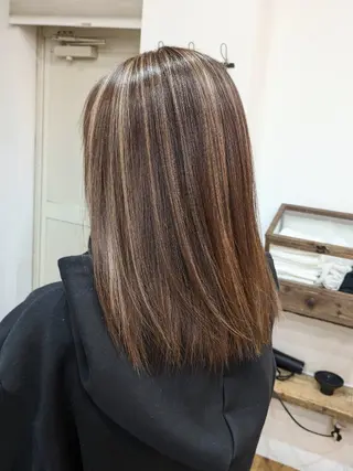 セミロング カラー 奥田 誠司のヘアスタイル