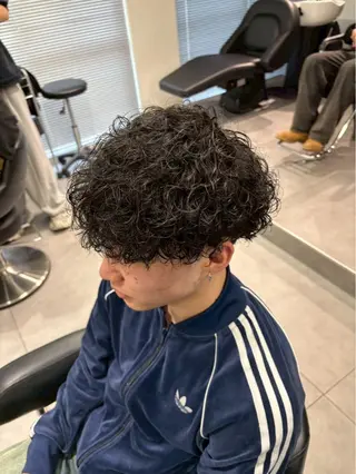 パーマ ✨メンズパーマ必見✨ 🫧メンズ専門ひびきのヘアスタイル