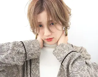 ショート カラー 新生活応援★半額/ 25歳以下　“内間”のヘアスタイル