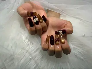 ネイル 🌈 Laule'aのネイルデザイン