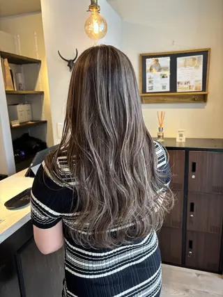 ロング miyu/ヘアセット ブリーチモデル募集中のヘアスタイル