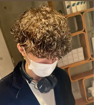 パーマ メンズ ⭐️当日予約OK⭐️ ひだかの眉毛・アイブロウイメージ