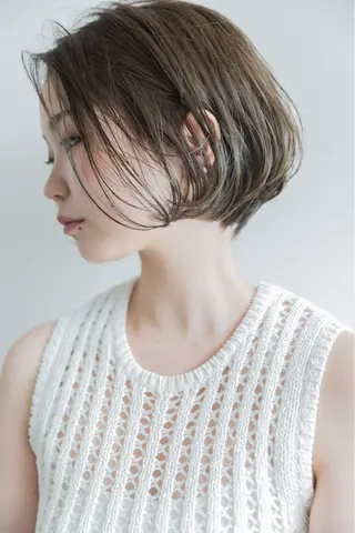 ショート カラー ツジガキ ユウスケのヘアスタイル