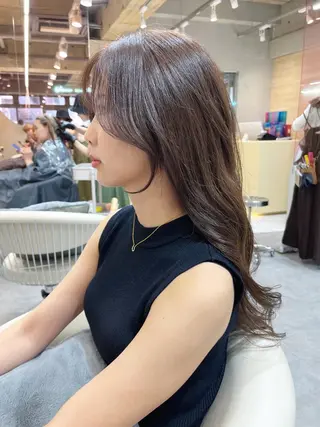 ロング カラー レイヤーカット、ボブ GLROWのヘアスタイル