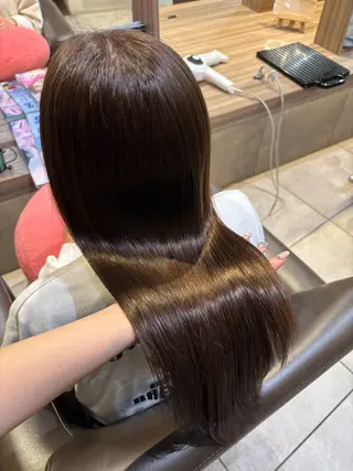ロング ｶﾉ / 艶カラー/レイヤーのヘアスタイル