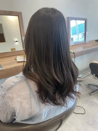 ロング カラー やまこし 美裕樹のヘアスタイル
