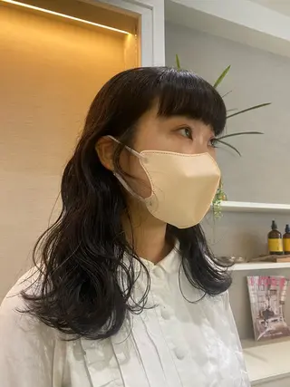 セミロング 薄暮 マツイ　レンのヘアスタイル