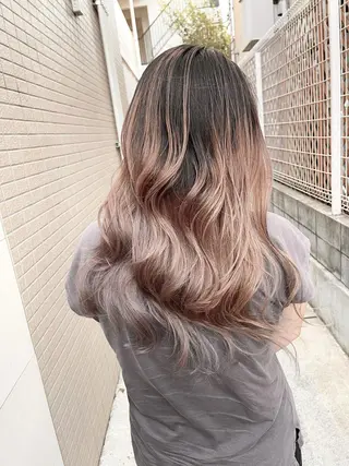 ロング カラー トレンドパーマ 加藤菜月のヘアスタイル