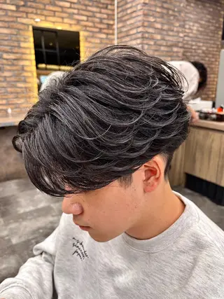 メンズ 🪽直毛男子の救世主 🪽フェザーパーマのヘアスタイル