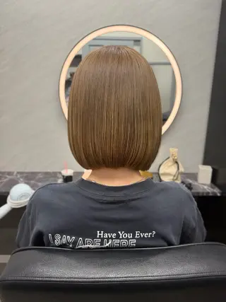 ショート カラー 砂野 真璃奈のヘアスタイル