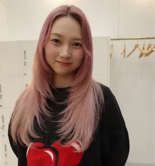 ロング 黒木 心温のヘアスタイル