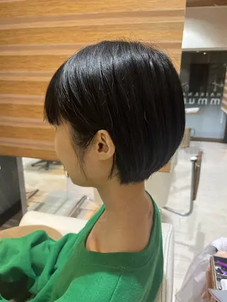 ショート 須藤 百合香のヘアスタイル