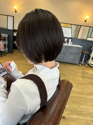 ショート 岩瀬 瑠璃子のヘアスタイル