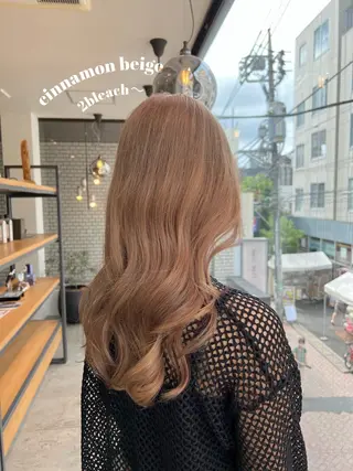 ロング カラー Kana 🍋 ハイトーン【高円寺】のヘアスタイル