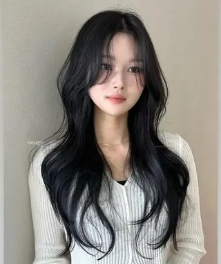 ロング 名古屋 EMIXのヘアスタイル