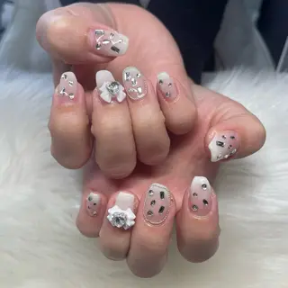 ネイル 井上 知美のネイルデザイン