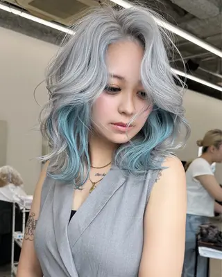 ミディアム 中道 晶のヘアスタイル