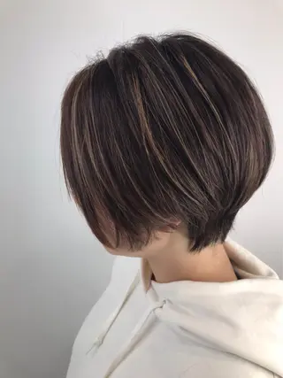ショート カラー Lien 深井店のヘアスタイル