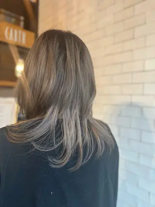 カラー 吉田 茂樹のヘアスタイル