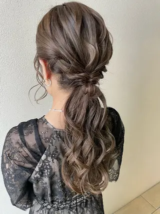 ロング ヘアアレンジ 沢田 瞳のヘアスタイル