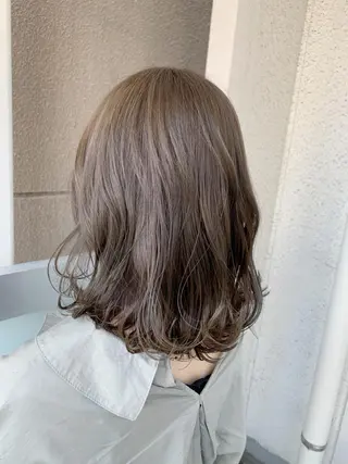 ミディアム カラー 古田 昂也のヘアスタイル