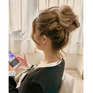 ヘアアレンジ 🐈‍⬛momo🐾 ダブルカラーのヘアスタイル