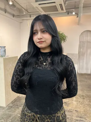 ロング カラー Terve. 赤松 メイのヘアスタイル